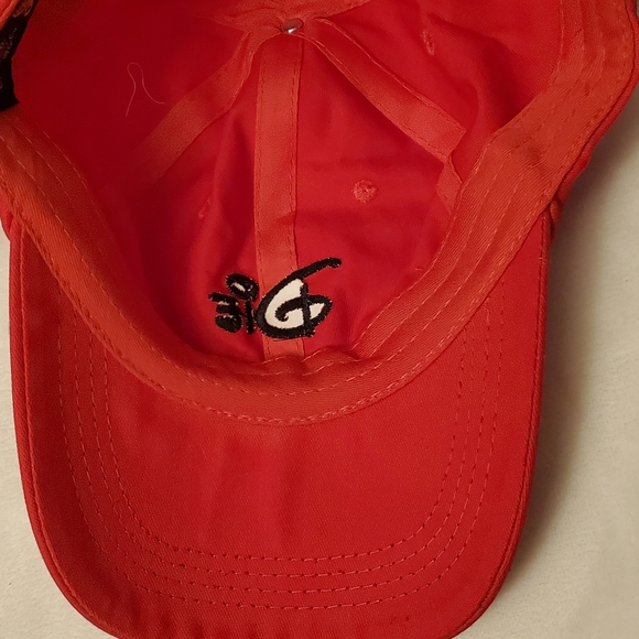 2 hats - Picture 5 of 6